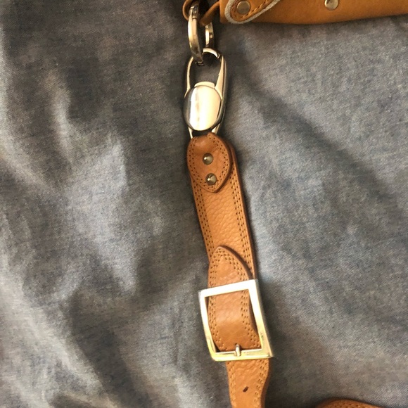 Gustto Genuine Leather Crossbody WOC Made in Spain - Picture 7 of 8